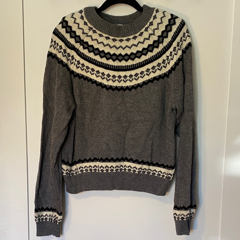 Tularosa Gray and Cream Fair Isle Crewneck Sweater